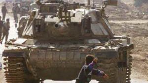 palestine-boy-tank