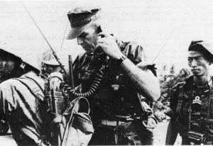 USMC Captain Franklin P. Eller, advisor to the 4th Vietnamese Marine Battalion, coordinates with other American-advised units operating nearby during the Tet Offensive (Photo: US Marine Corp)