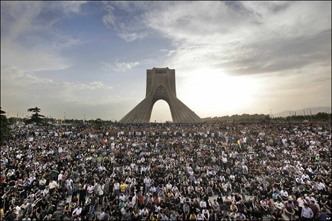 iran-crowd