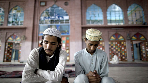 Pakistan: Suicide Bombings in Lahore and Nowshera