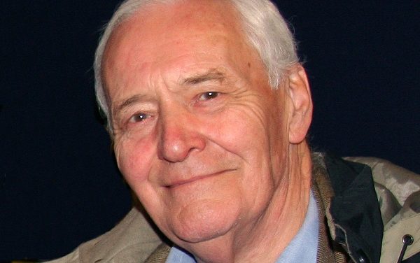 A Kuffiya for Tony Benn: The British Warrior Who ‘Matured with Age’