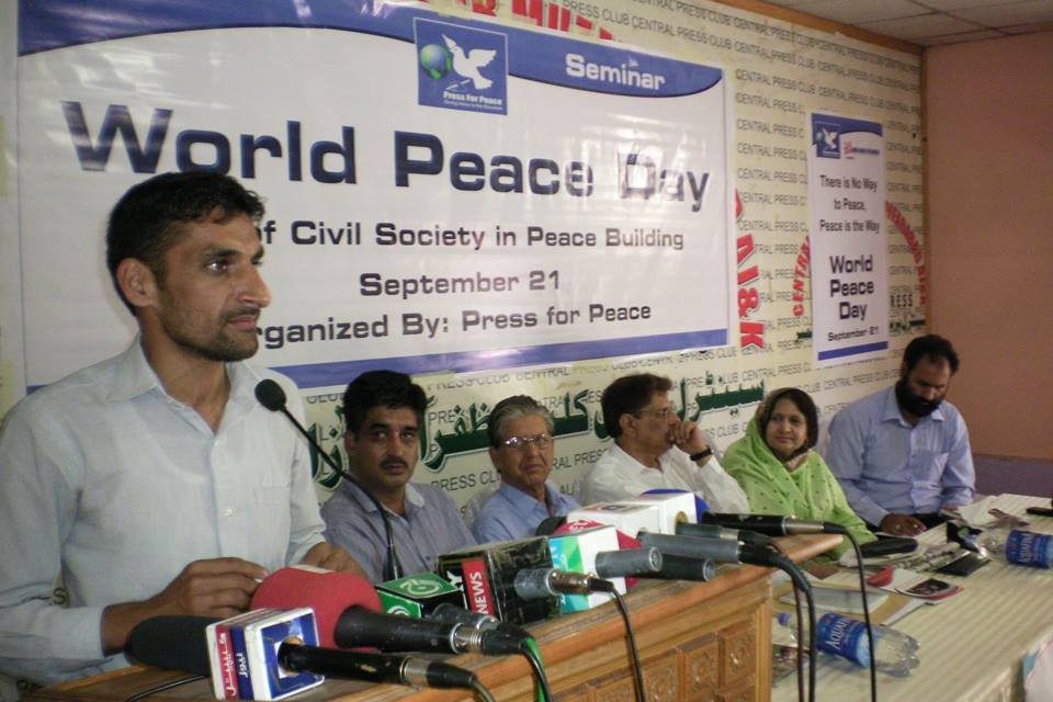 India, Pakistan Urged To Maintain Peace In Kashmir