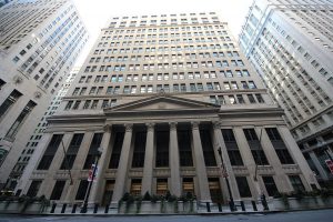 The Federal Reserve Bank of Chicago (TonyTheTiger/licensed under CC BY-SA 3.0)