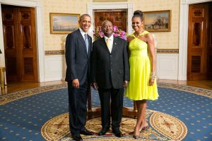 President Barack Obama and First Lady Michelle Obama with Ugandan President Yoweri Museveni at the White House, August 5, 2014 (Amanda Lucidon/White House)