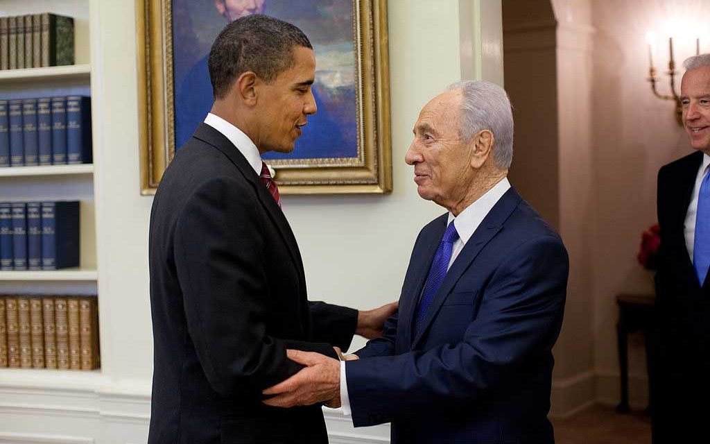 Shimon Peres Was No Nelson Mandela