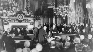 Canadian Prime Minister William Lyon Mackenzie King signs the Multilateral Treaty for the Renunciation of War, or Kellogg-Briand Pact (Library of Archives Canada/Public Domain)