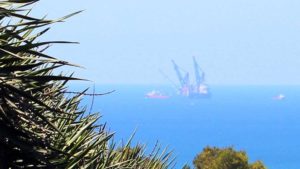 Installation works of the Leviathan gas field's production platform, viewed from Ramat HaNadiv, Israel, September 17, 2019 (Deror Avi/CC BY-SA 4.0)
