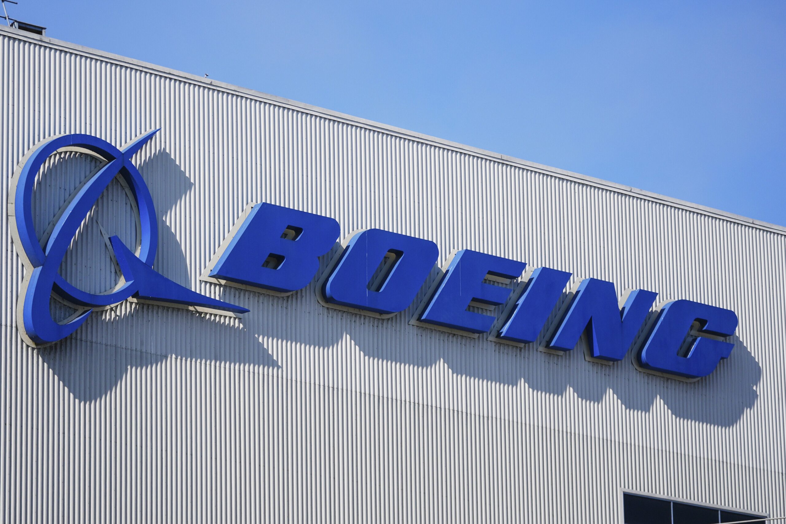 Boeing (BA) Pushes Above $230 as Q1 Earnings Beat Cements the Turnaround Narrative