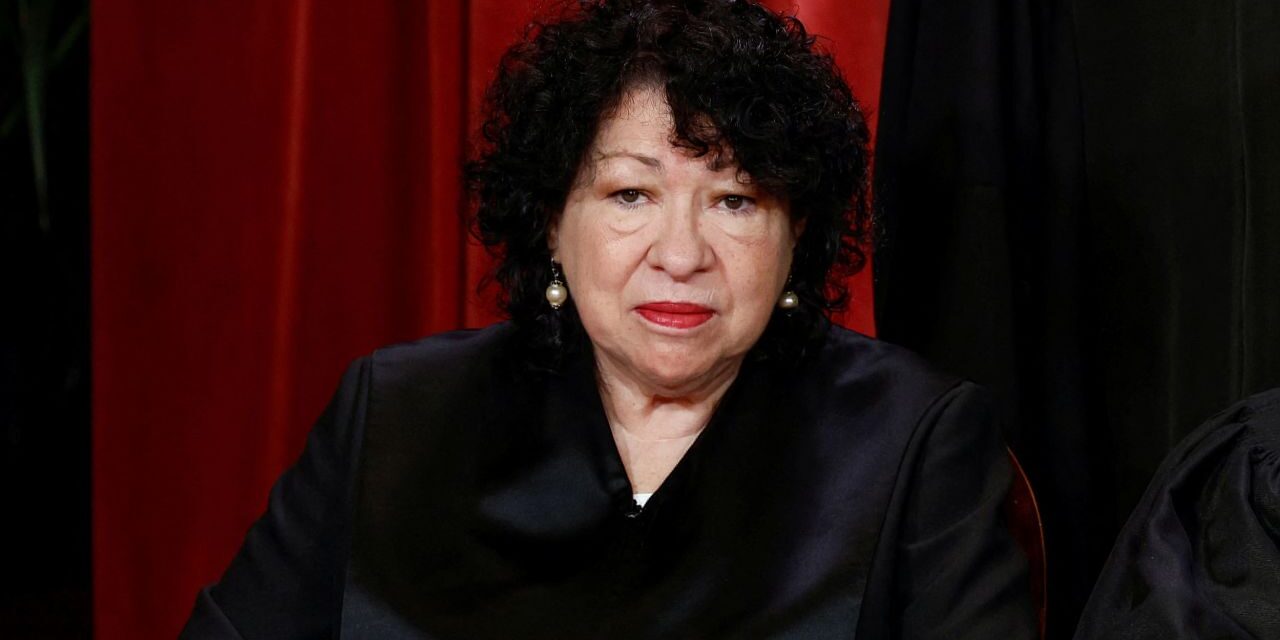 Justice Sotomayor Issues Rare Apology to Justice Kavanaugh After Remarks on Immigration Opinion