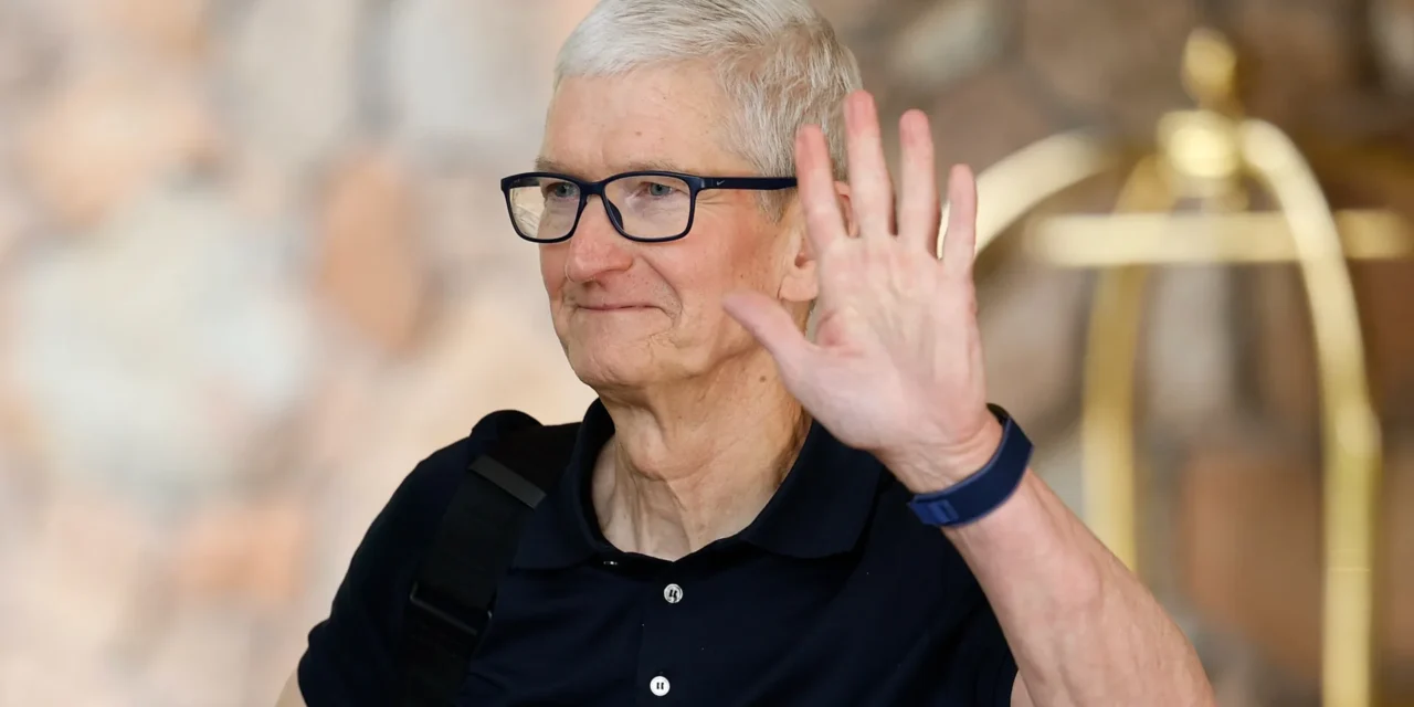Tim Cook’s Beijing Trip Signals Apple (NASDAQ: AAPL) Is All-In on Keeping China Happy