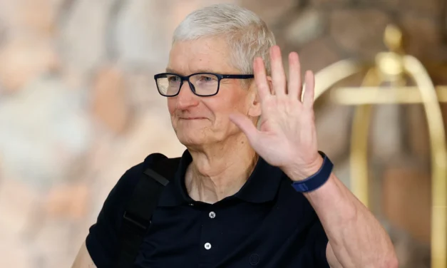 Tim Cook’s Beijing Trip Signals Apple (NASDAQ: AAPL) Is All-In on Keeping China Happy