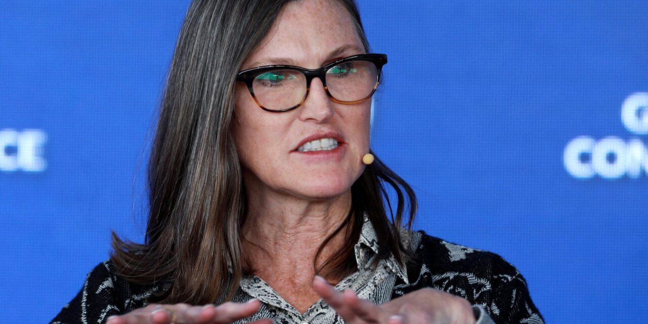 Cathie Wood’s ARK Invest Snaps Up 267,000 Shares Of Alphabet (NASDAQ: GOOGL) Across Four ETFs