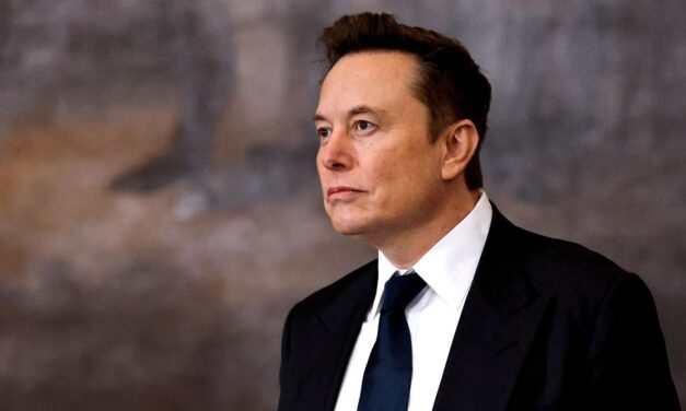 Tesla (NASDAQ: TSLA) Stock Heads Into Wednesday Earnings on “Code Red” as Wedbush Holds $600 Target