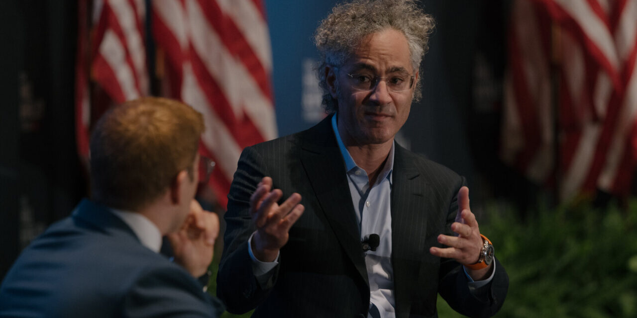 Palantir (PLTR) Stock Faces Turbulent Week Amid Michael Burry Short, Trump Endorsement and Cathie Wood Dip Buy