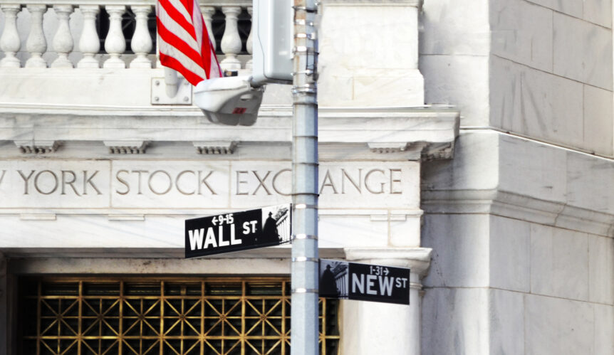 foreignpolicyjournal.com - Ewan Scott - Dow Jones Industrial Average (DJIA) Reclaims 50,000 as Airlines and Semiconductor Stocks Lead Broad Market Rally