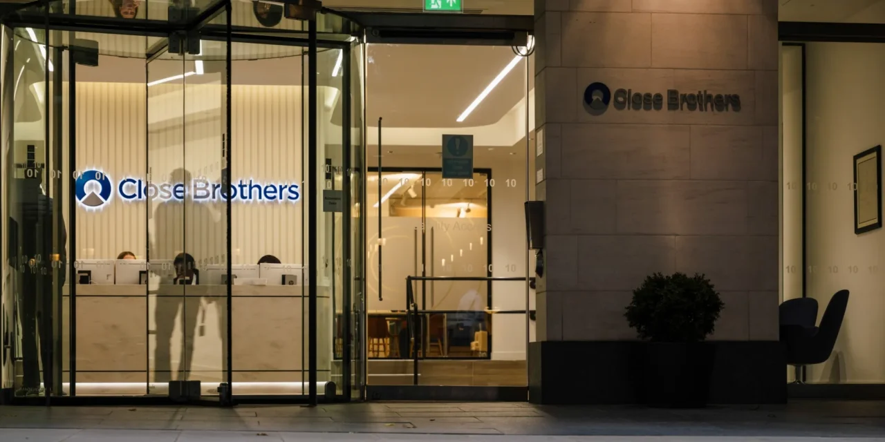 Close Brothers (LSE: CBG) Inches Higher as Motor Finance Provision Story Begins to Settle