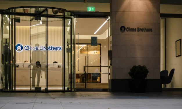 Close Brothers (LSE: CBG) Inches Higher as Motor Finance Provision Story Begins to Settle