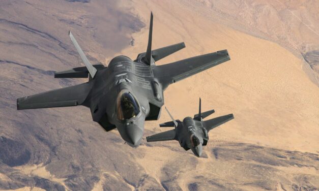 US Marine Corps Phases Out F/A-18 Hornet Jobs as F-35 Takes Full Control of Tactical Aviation