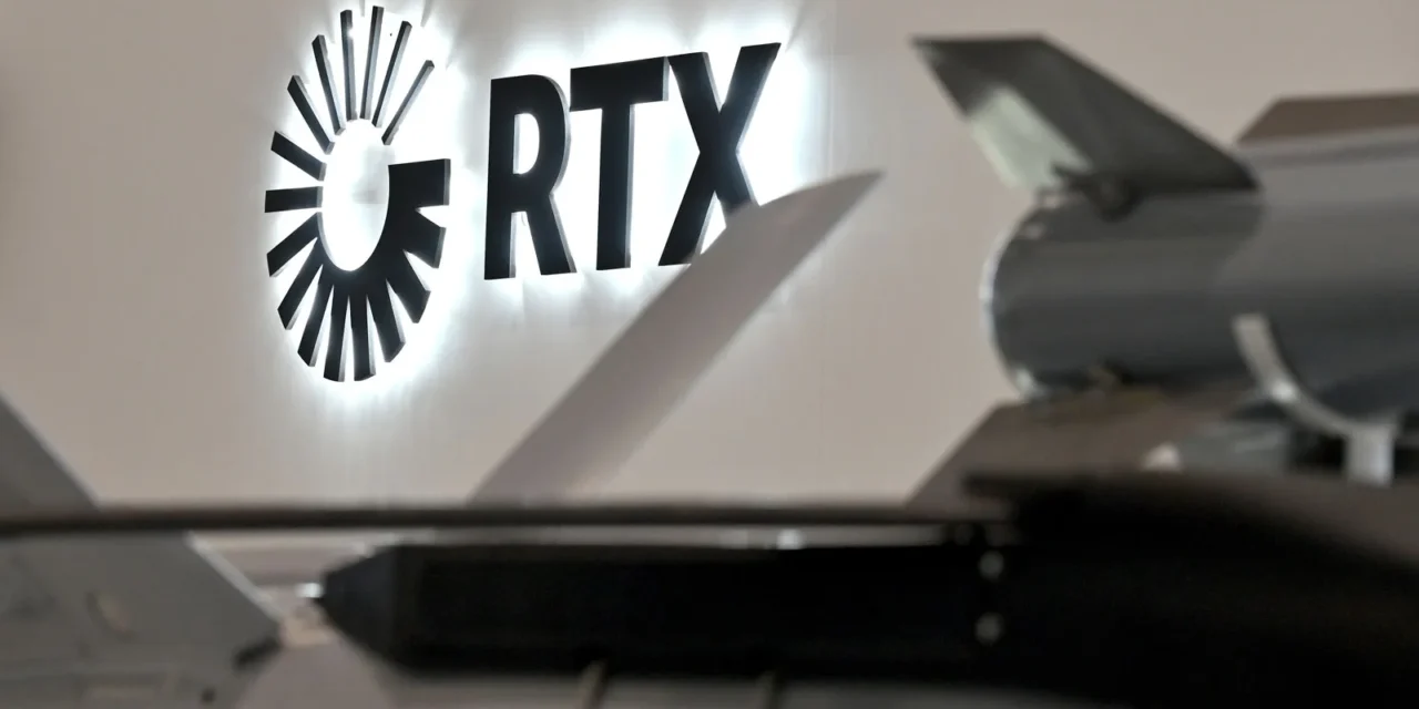 RTX Corporation (RTX) Stock Falls to $175 as Tariff Hit and Ceasefire Hopes Overshadow a Dominant Q1 Beat