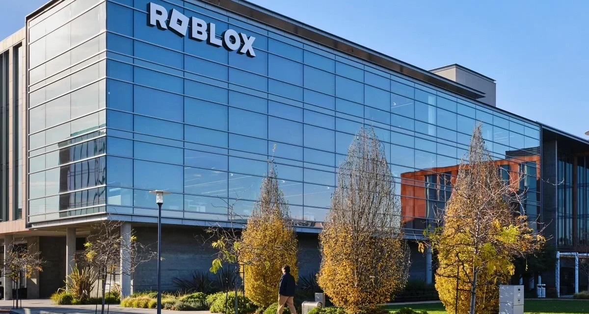 Roblox Corporation (NASDAQ: RBLX) Holds Near $47 as $3 Billion Buyback Boosts Sentiment