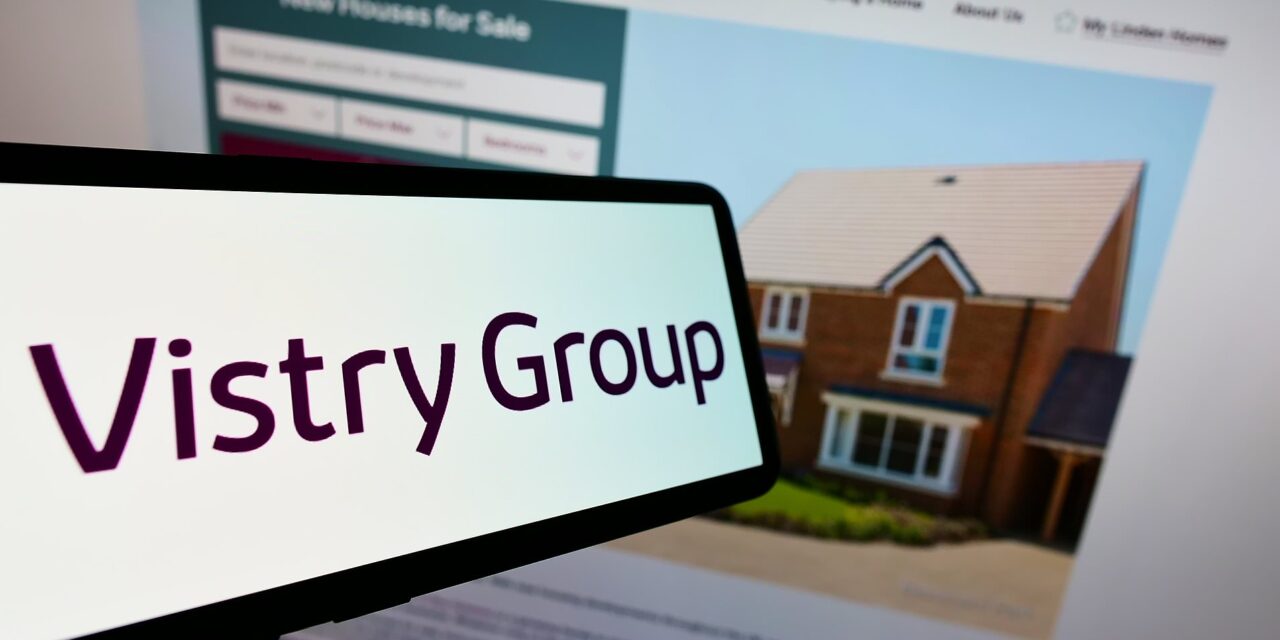 Vistry Group Share Price Holds Flat as Housebuilder Navigates Discount-Driven Sales Strategy