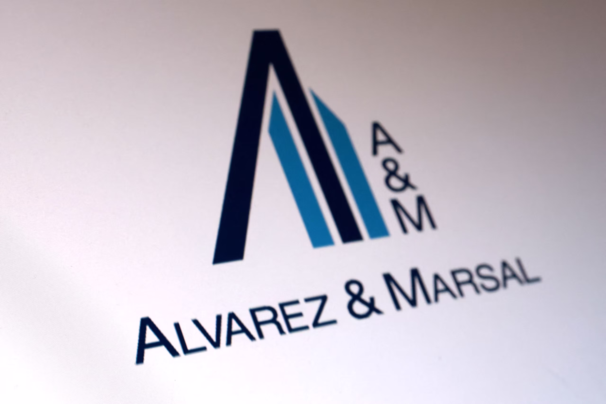 Alvarez & Marsal Brings On Senior Finance Dealmaker Val Philippe to Lead US Financial Services Transactions