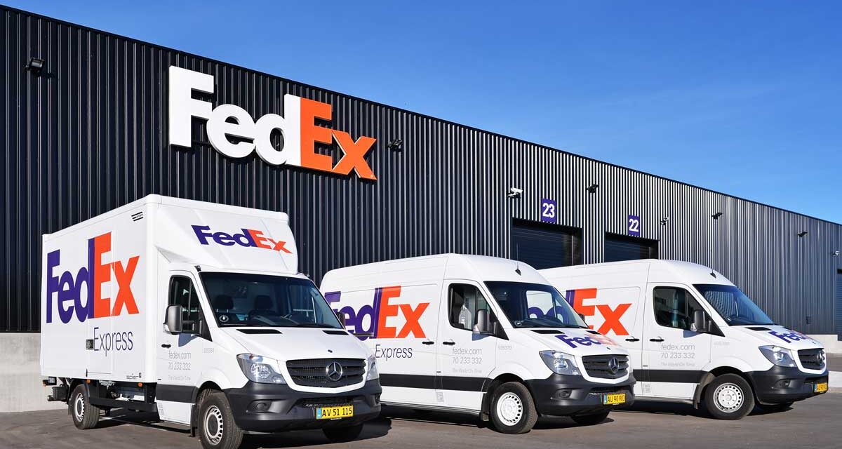 FedEx (FDX) Stock Steadies Around $376 as Amazon Logistics Threat Overshadows a Compelling Transformation Story