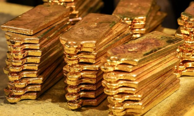 Gold Price Forecast: $4,600 Target as Iran Peace Deal Optimism and Memorial Day Illiquidity Create Volatile Mix