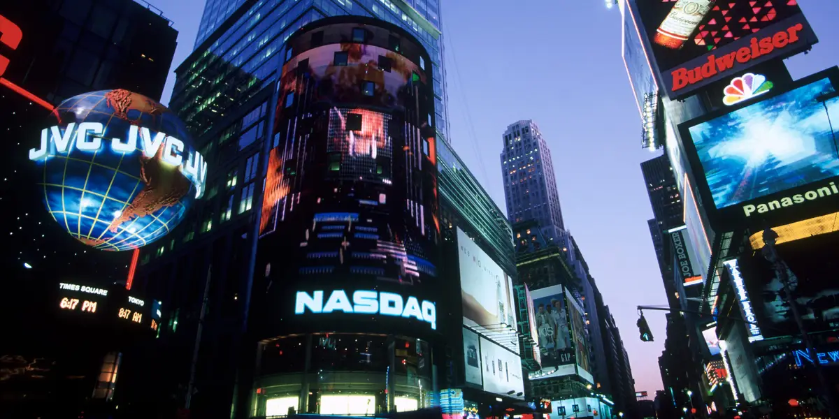 Invesco QQQ Trust (NASDAQ: QQQ) Rides Nvidia Earnings Wave as Nasdaq-100 Pushes Higher