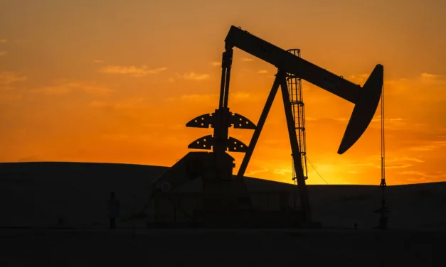 WTI and Brent Crude Oil Price Hold Support as Peace Talks Ease Iran War Premium