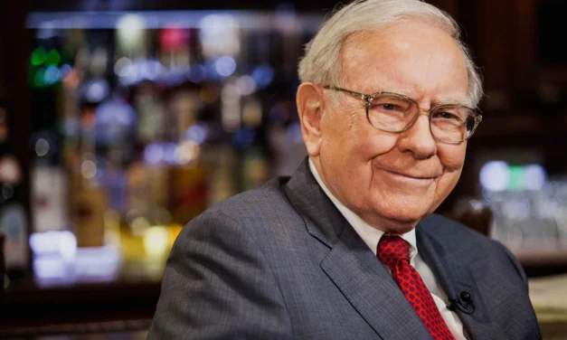Jim Cramer Warns Berkshire Hathaway (NYSE: BRK-B) Stock Faces Investor Exodus After Warren Buffett’s Exit