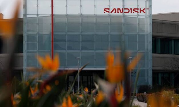 Sandisk (NASDAQ: SNDK) Stock Price Could Surge 91% To $3,040 By Mid-2027 As AI Storage Demand Explodes