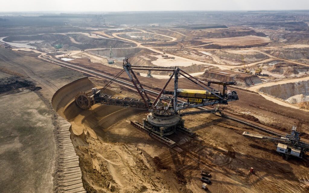 Russian Titanium Giant VSMPO-AVISMA Embroiled in Legal Dispute With Igor Raykhelson