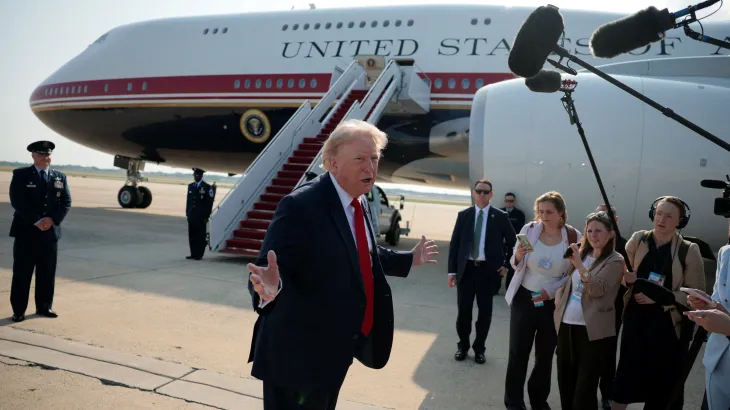 White House Bars CNN From Air Force One In Escalating Press Pool Standoff